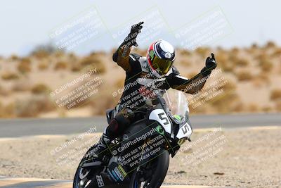 media/Feb-27-2022-CVMA (Sun) [[a3977b6969]]/Race 6 500 Supersport-350 Supersport (Holeshot)/